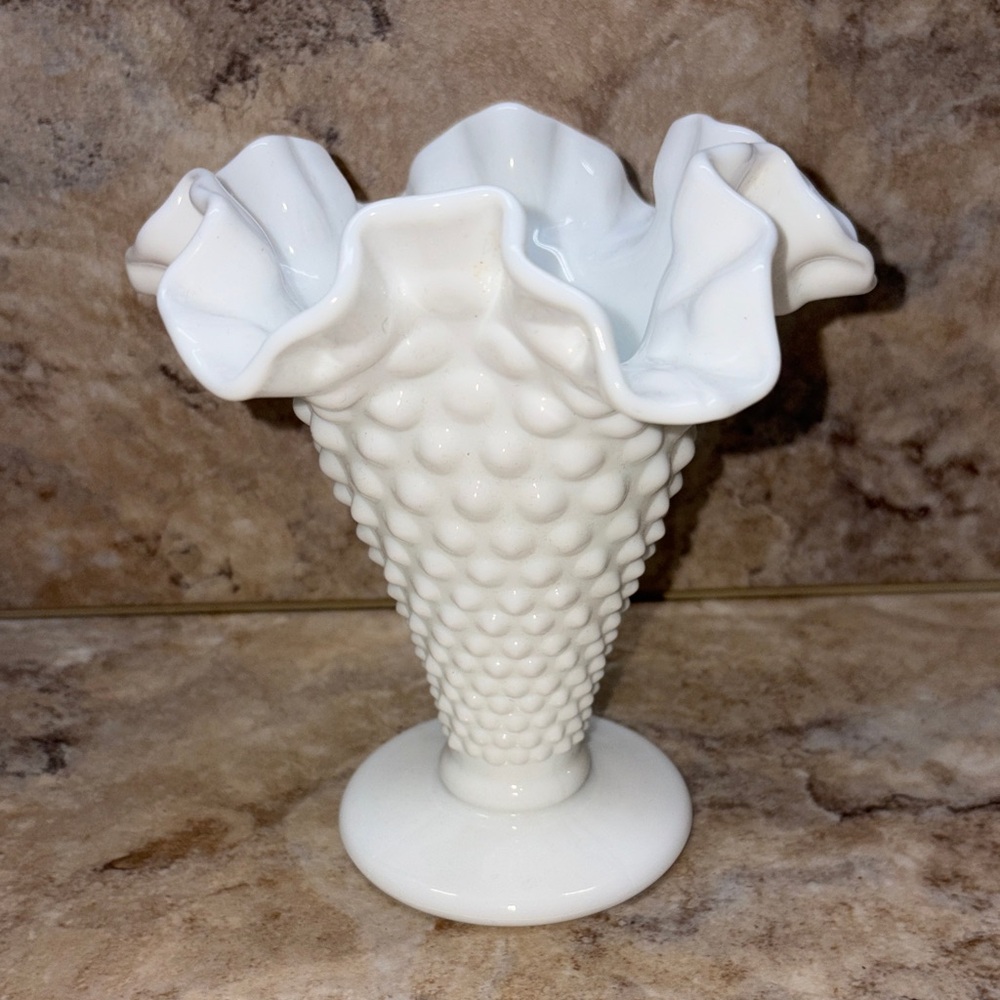 Vintage Fenton Hobnail White Milk Glass Vase Fluted Ruffle Edge - 5-3/4”T 5-3/8”